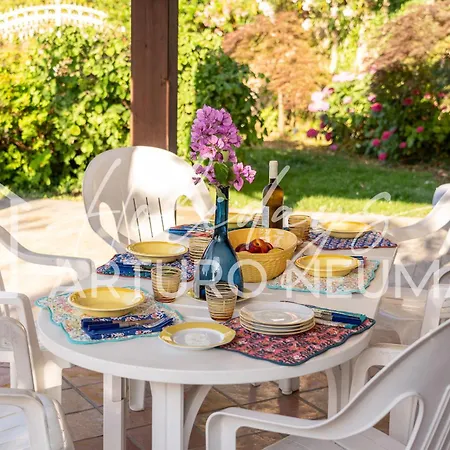 642-Esclusiva Villa Con Giardino A Marcelli In Posizione Panoramica Con Vista Mare