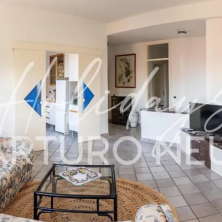 642-Esclusiva Villa Con Giardino A Marcelli In Posizione Panoramica Con Vista Mare