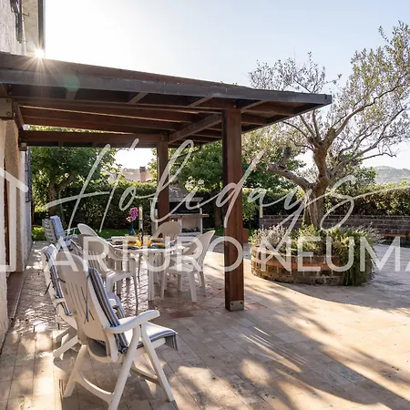 642-Esclusiva Villa Con Giardino A Marcelli In Posizione Panoramica Con Vista Mare